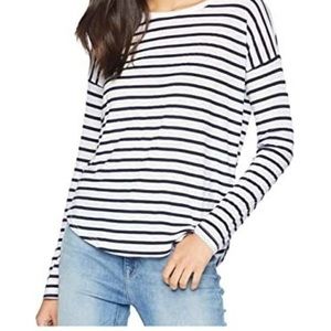 Splendid long sleeve “Zander” tee - small